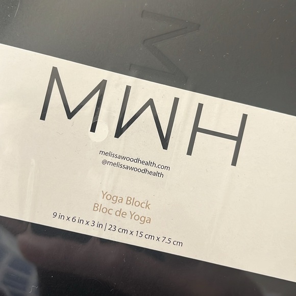 ACTIVEWEAR TRAIN GIVEAWAY! NWT Yoga Block - Picture 5 of 5
